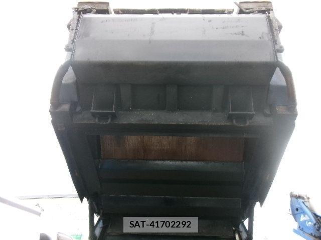 Hino DUTRO 2013-02 1345765-14