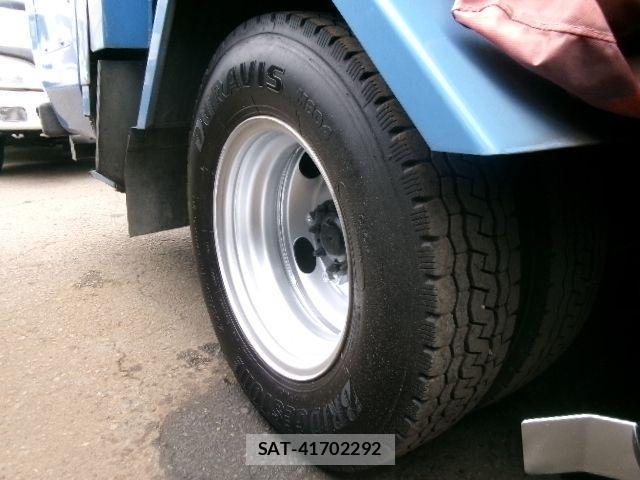 Hino DUTRO 2013-02 1345765-29