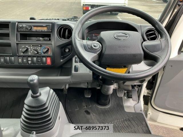 Hino DUTRO 2020-07 1345769-17