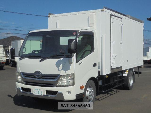 Hino DUTRO 2013-11 1353933-0