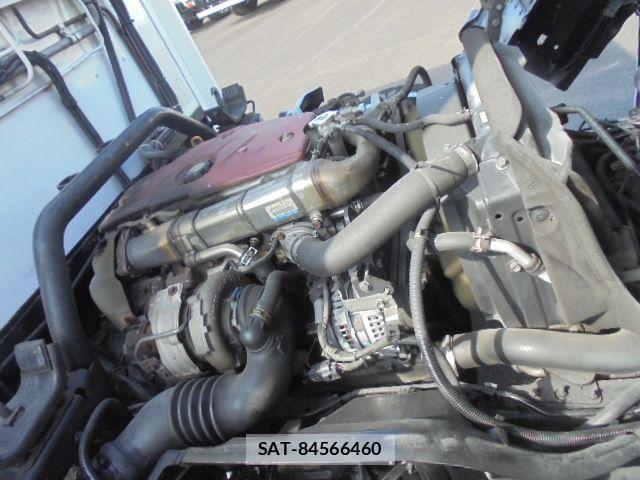 Hino DUTRO 2013-11 1353933-17