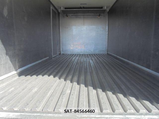 Hino DUTRO 2013-11 1353933-26