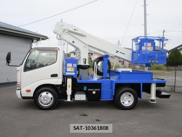 Hino DUTRO 2015-09 1372147-5