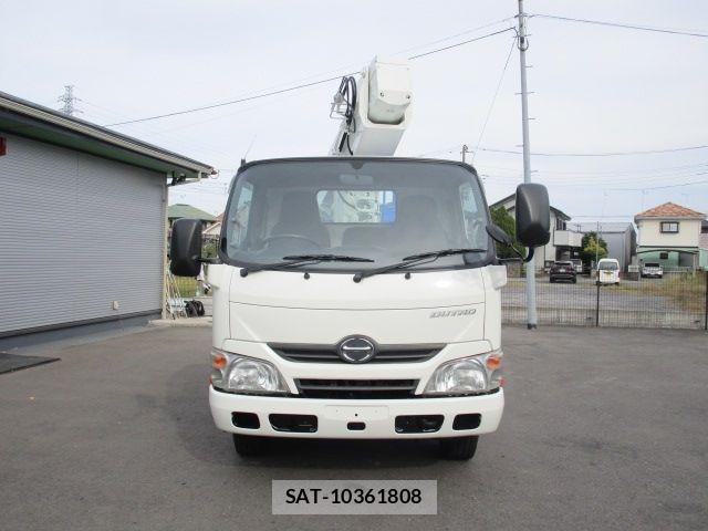 Hino DUTRO 2015-09 1372147-6
