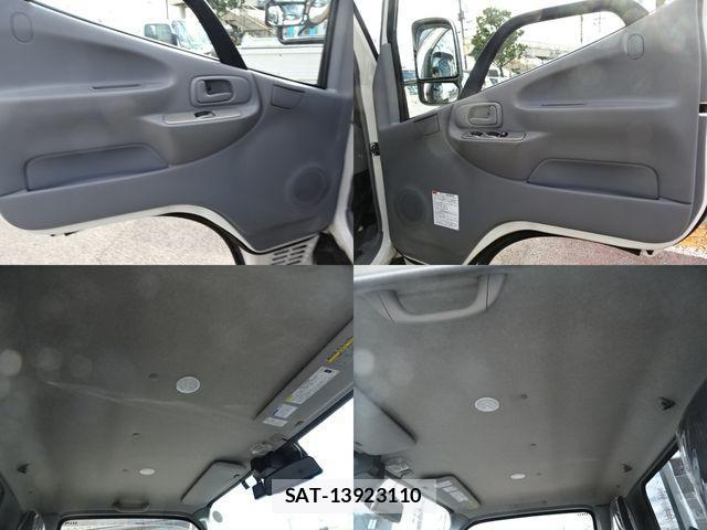 Hino DUTRO 2023-01 1372153-12