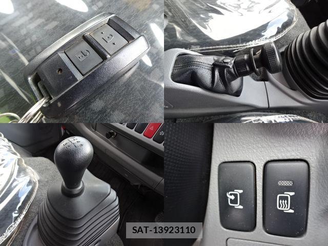 Hino DUTRO 2023-01 1372153-14