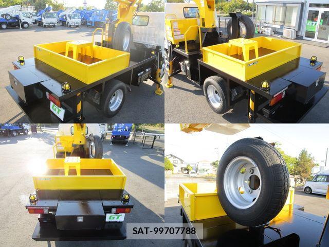 Hino DUTRO 2015-05 1374582-13
