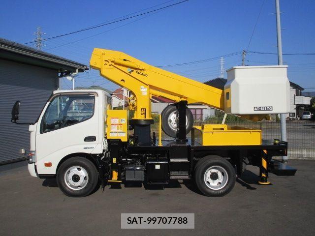 Hino DUTRO 2015-05 1374582-5
