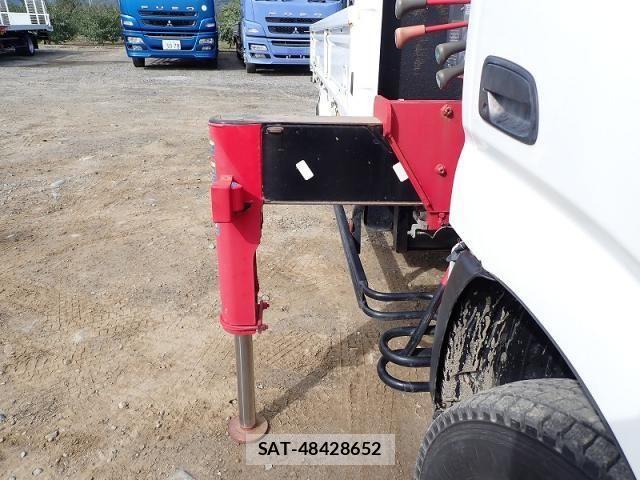 Hino DUTRO 2014-05 1402315-11