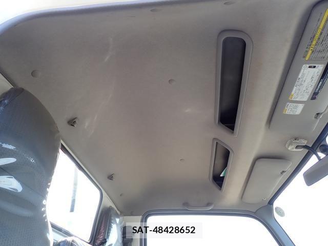 Hino DUTRO 2014-05 1402315-16
