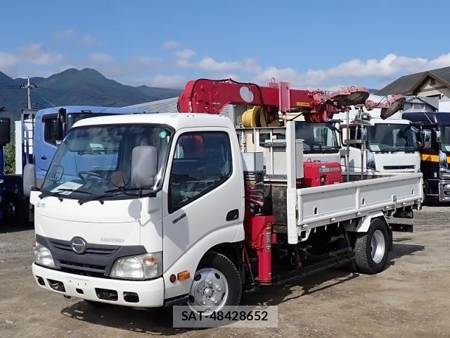 Hino DUTRO 2014-05 1402315-1