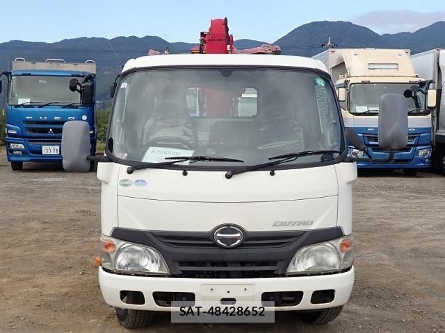 Hino DUTRO 2014-05 1402315-4