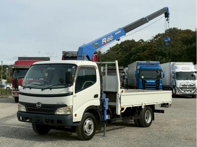 Hino DUTRO 2008-07 1427316-17