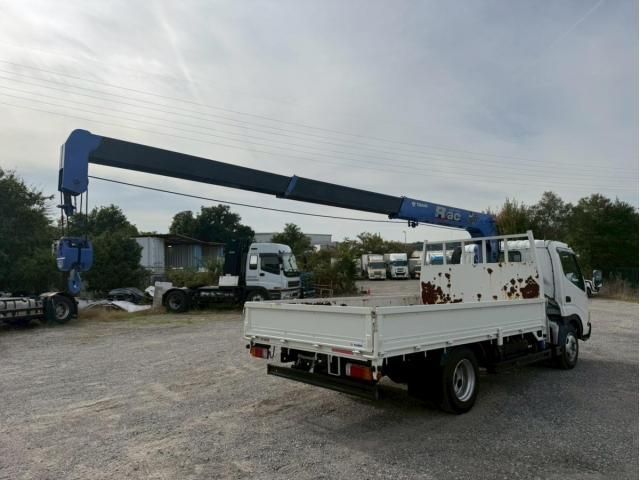 Hino DUTRO 2008-07 1427316-23