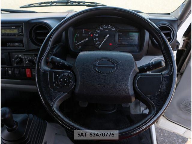 Hino DUTRO 2019-10 1428265-23