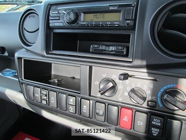 Hino DUTRO 2025-04 1445425-16