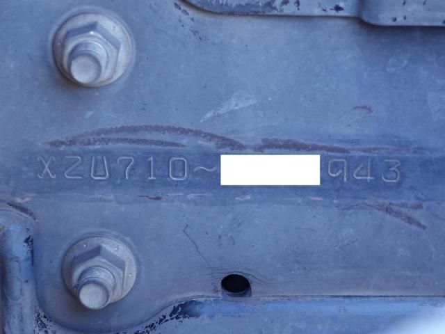 Hino DUTRO 2017-07 1464913-13