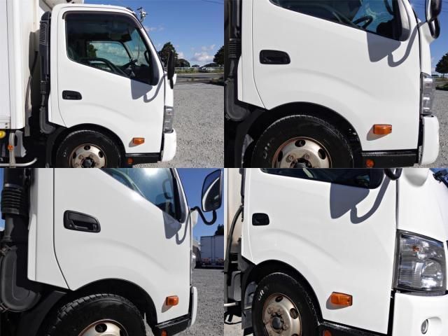Hino DUTRO 2017-07 1464913-3