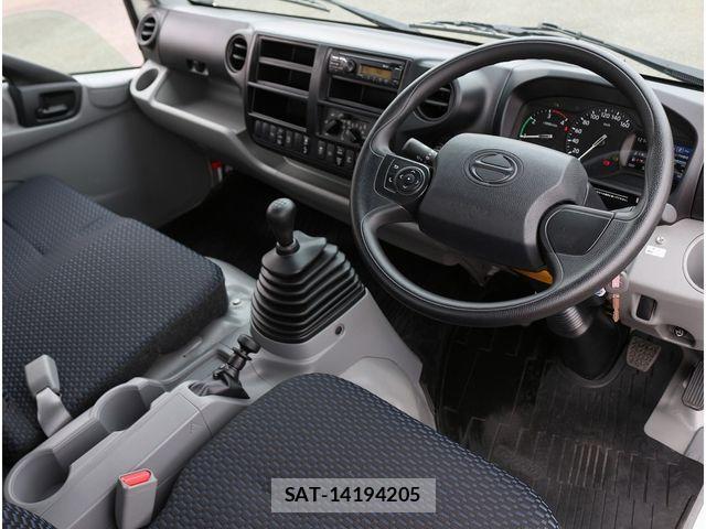 Hino DUTRO 2023-07 1472174-1