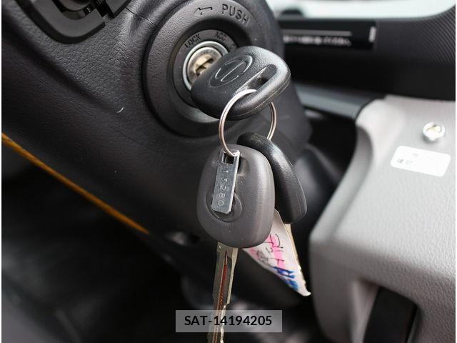 Hino DUTRO 2023-07 1472174-28