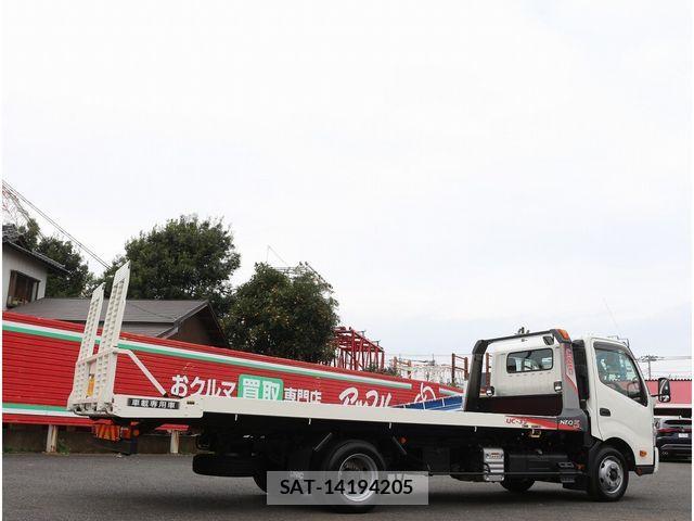 Hino DUTRO 2023-07 1472174-2