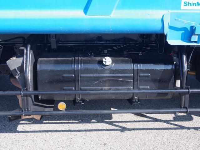Hino DUTRO 2015-06 1464908-15