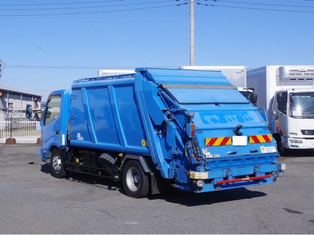 Hino DUTRO 2015-06 1464908-2
