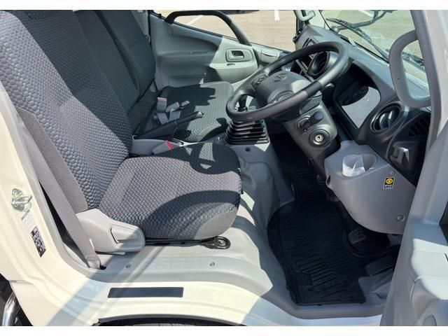 Hino DUTRO 2025-05 1464919-20