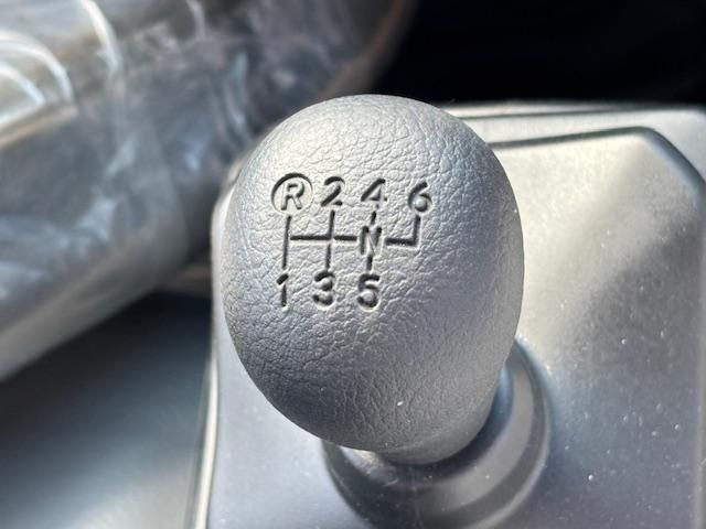 Hino DUTRO 2025-05 1464919-23