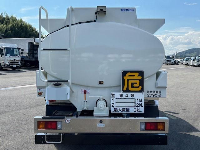 Hino DUTRO 2025-05 1464919-6