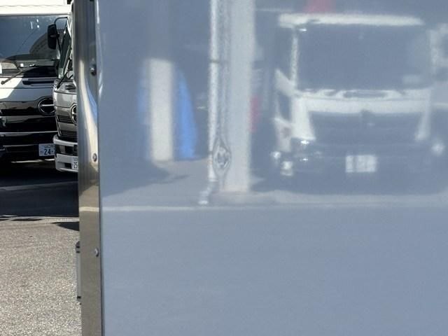 Hino DUTRO 2022-09 1464912-26