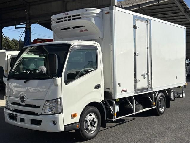 Hino DUTRO 2022-09 1464912-3