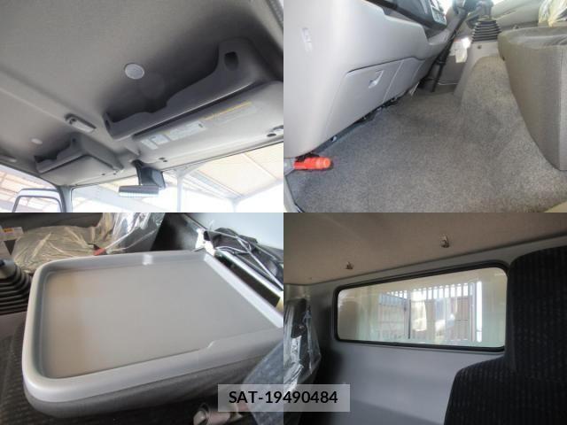Hino DUTRO 2018-11 406052-22