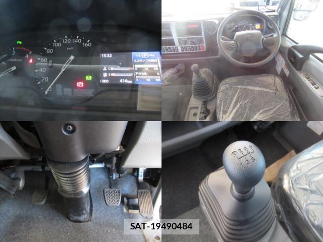 Hino DUTRO 2018-11 406052-27
