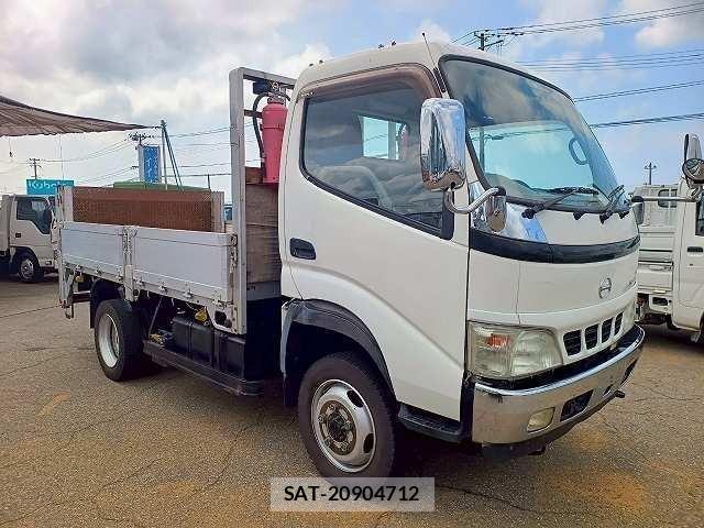 Hino DUTRO 2004-05 605899-1
