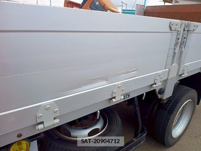 Hino DUTRO 2004-05 605899-16