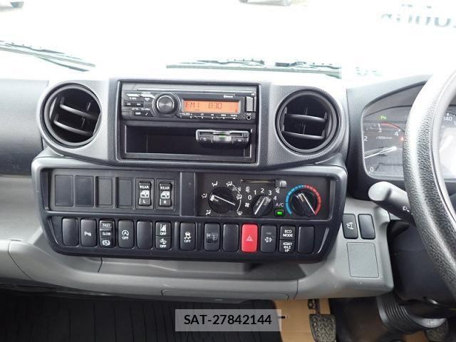 Hino DUTRO 2022-06 865011-16