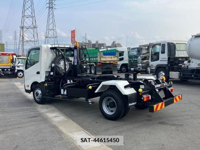 Hino DUTRO 2024-03 632191-3