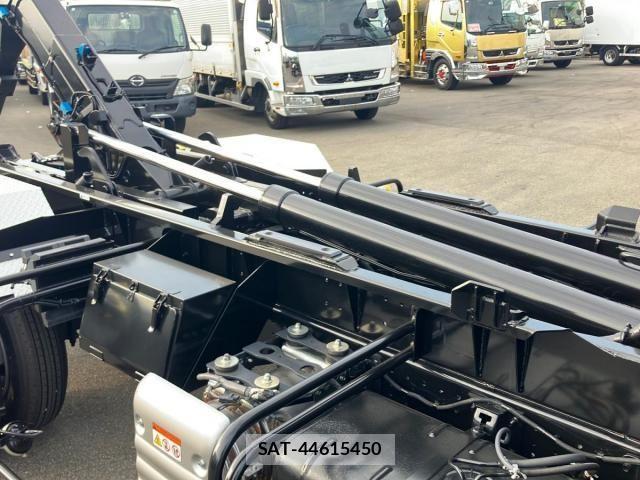 Hino DUTRO 2024-03 632191-8