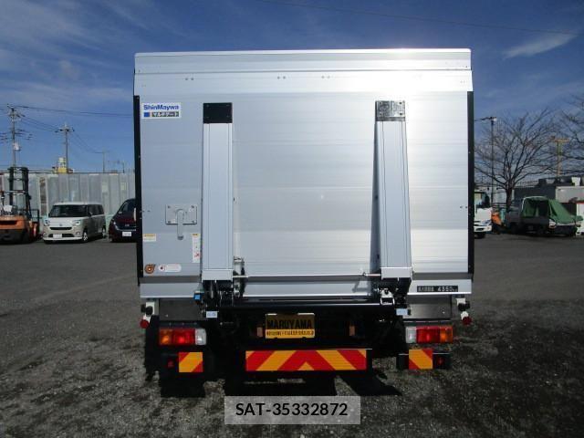 Hino DUTRO 2024-02 1077331-6