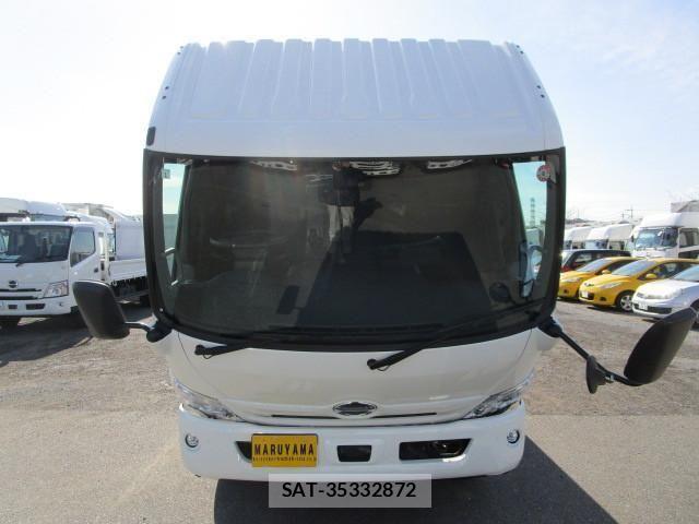Hino DUTRO 2024-02 1077331-10