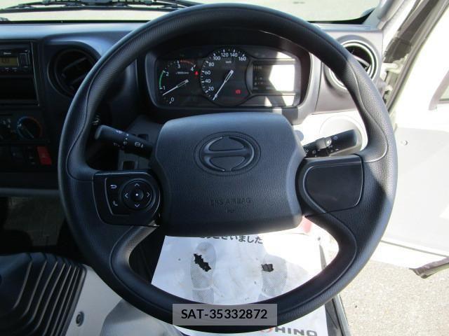 Hino DUTRO 2024-02 1077331-12