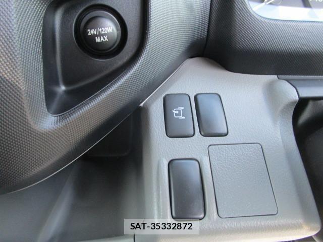Hino DUTRO 2024-02 1077331-16