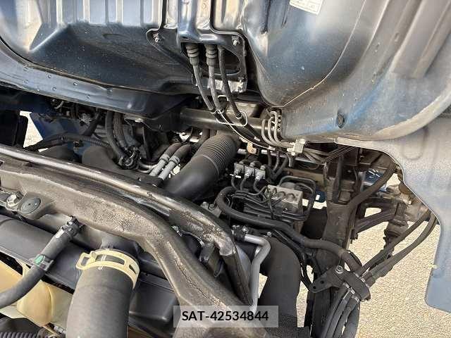 Hino DUTRO 2016-11 1077333-21