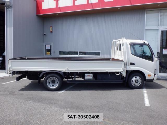 Hino DUTRO 2023-06 1204918-5