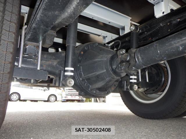 Hino DUTRO 2023-06 1204918-11