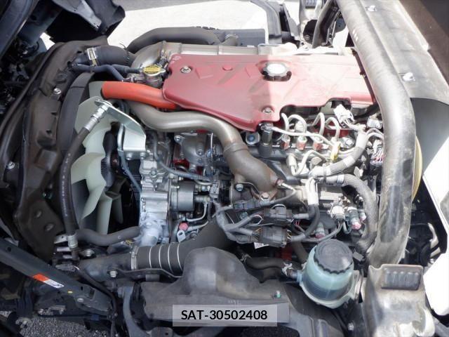 Hino DUTRO 2023-06 1204918-13