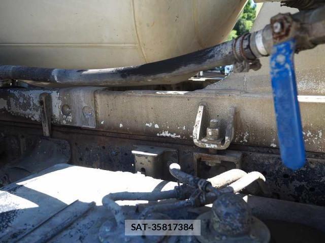 Hino DUTRO 2016-01 1213744-12