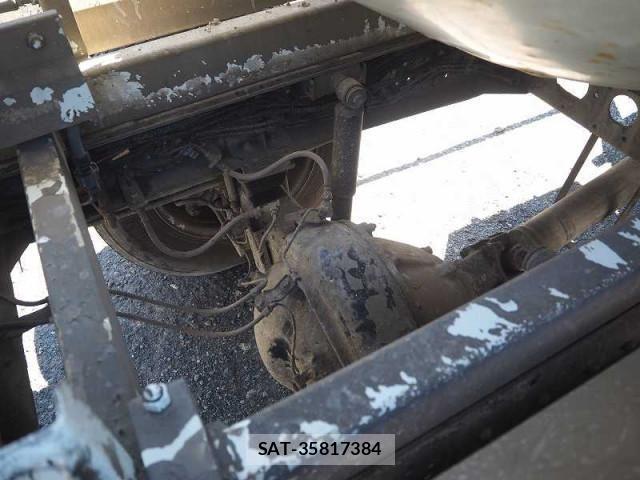 Hino DUTRO 2016-01 1213744-17