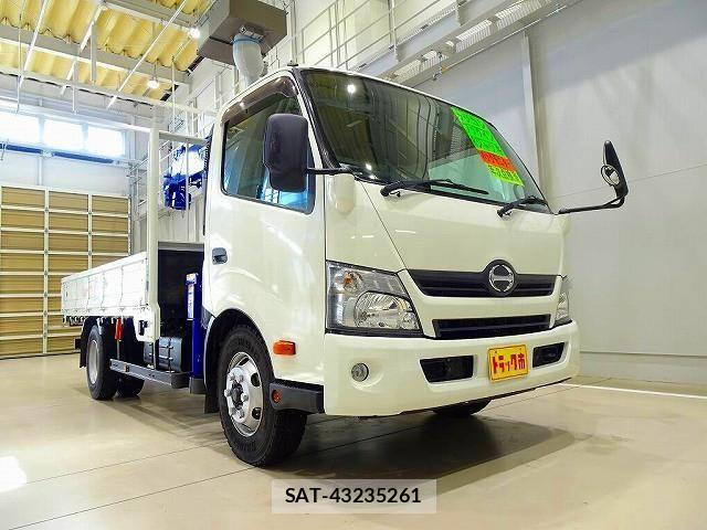 Hino DUTRO 2016-02 635411-1